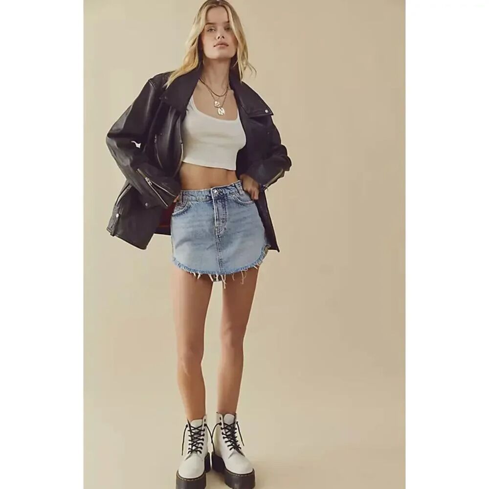 Free People NWT Sky High Mini Skirt Sz 12 Y2k Summer Casual Denim Going Out Cute